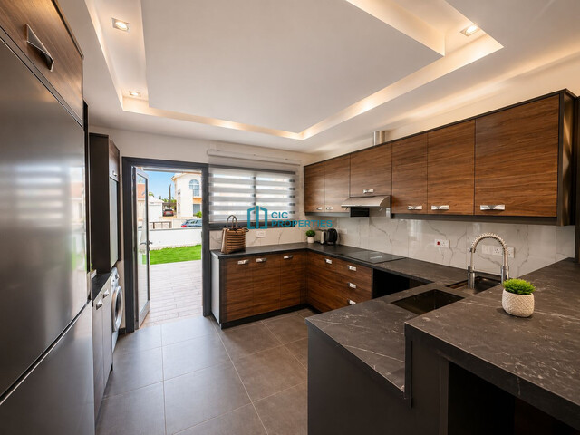complexLiving-6a0706e1dacb5.jpg