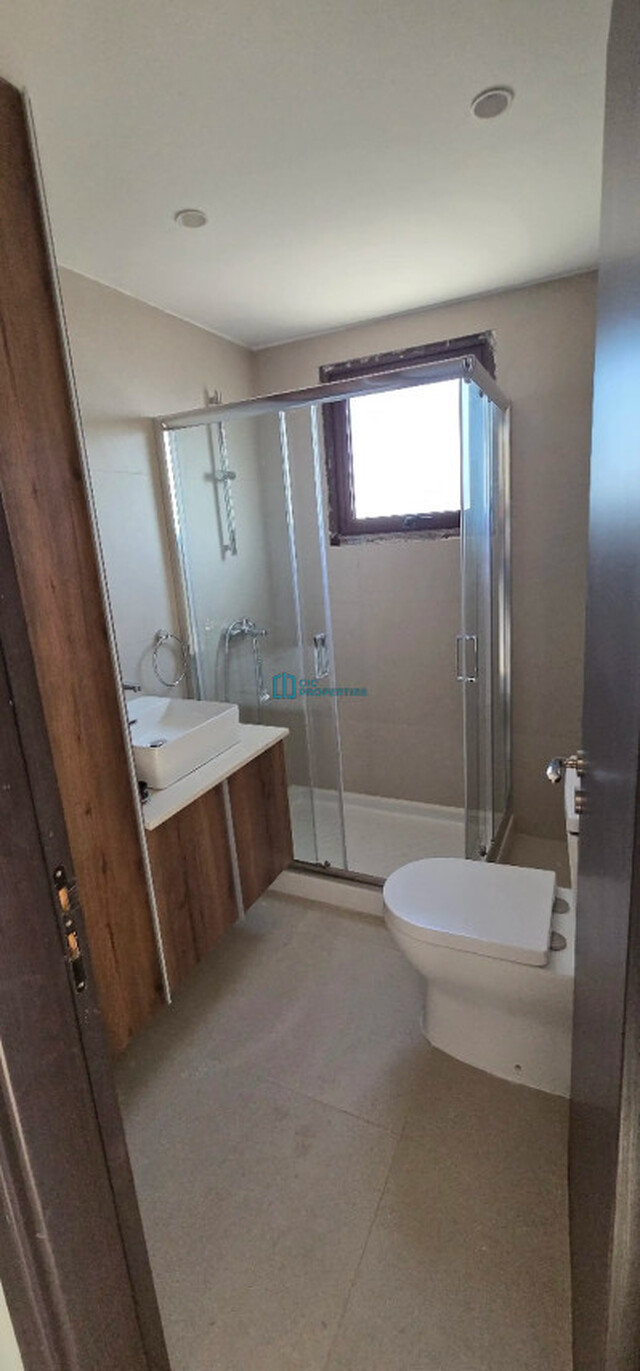 Detached Five Bedroom Home for Sale on Dhekelia Road - Pyla Touristic Area – photo 6