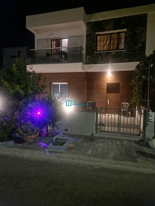 detachedHouse-6a041777765bf.jpg