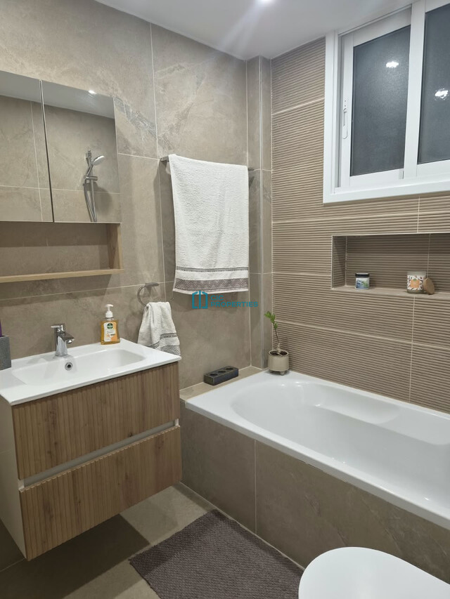 Fully Furnished 2 Bedroom Apartment in Sotiros Area of Larnaca – photo 6