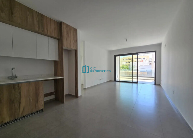 Modern 2 Bedroom Apartment in Lively Port Area – photo 1