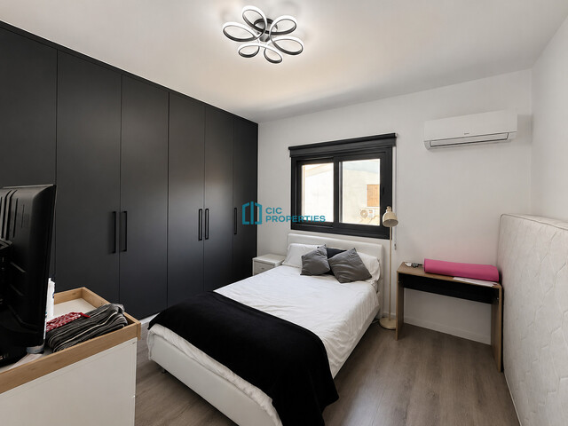 Recently Renovated - Three Bedroom + 1 Office  Detached House in Oroklini With Private Pool And Landscaping Garden Area – photo 19