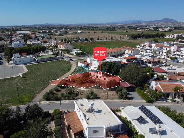 Spacious Corner Residential Plot in Perivolia Area Near Amenities – photo 1