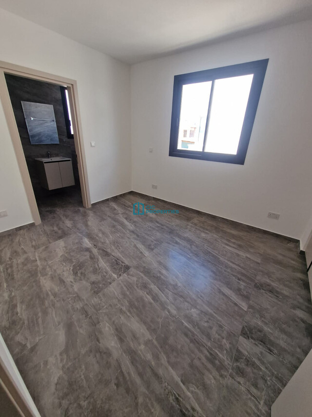 Modern Penthouse Apartment in Vibrant Kamares Area – photo 10