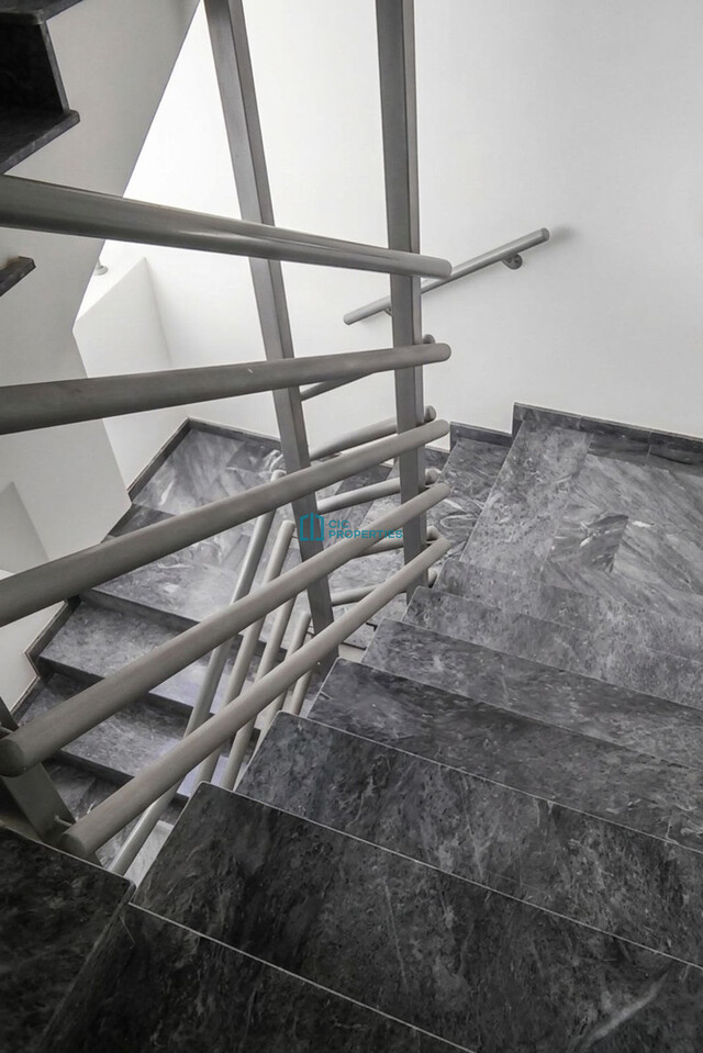 Spacious 114 m2 Office with 4 Spacious Rooms and Reception Area by Metropolis Mall, Larnaca – photo 14