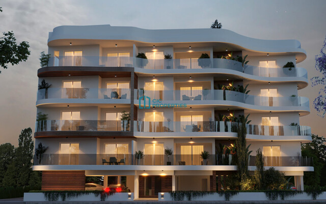 Modern Two Bedroom Apartment in Vibrant City Center Area of Larnaca – photo 3