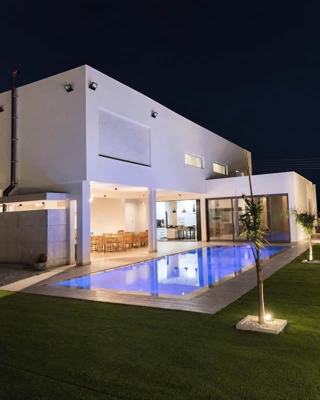 detachedHouse-chatgpt-image-jun-24-2026-09-55-40-am-large.jpg