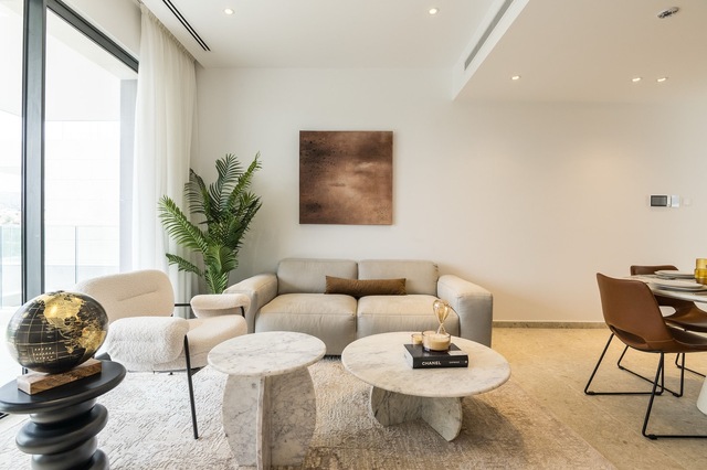 apartment-living-room-2-1-large.jpg