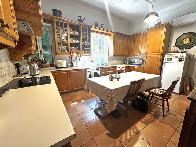 detachedHouse-img-8534-copy.jpg