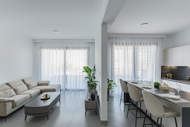 penthouse-livingroom2.jpg
