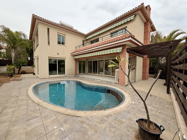 detachedHouse-4-copy.jpg