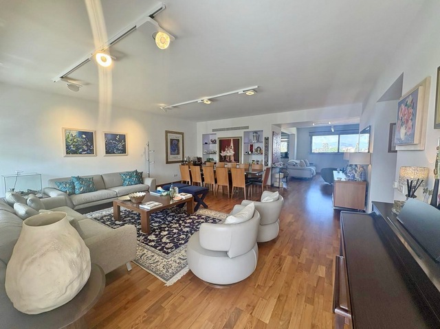penthouse-img-3356.jpg
