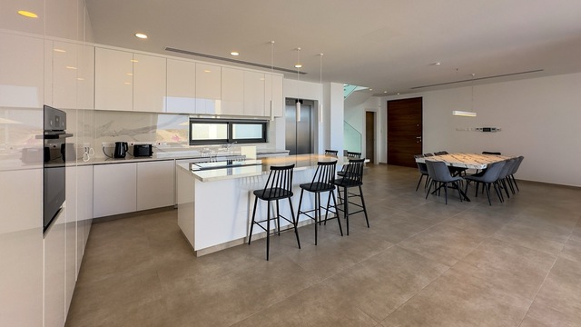detachedHouse-aqbv-17-large.jpg
