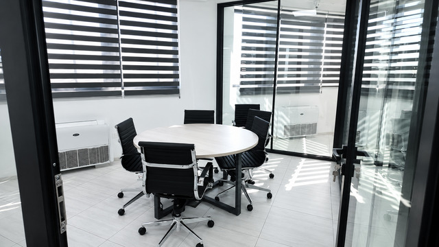 realEstateForBusiness-chatgpt-image-jun-16-2026-03-20-36-pm.png