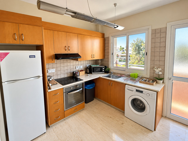Prime Location – photo 2