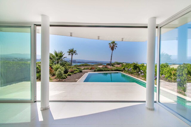 detachedHouse-1c-outside-view-copy.jpeg