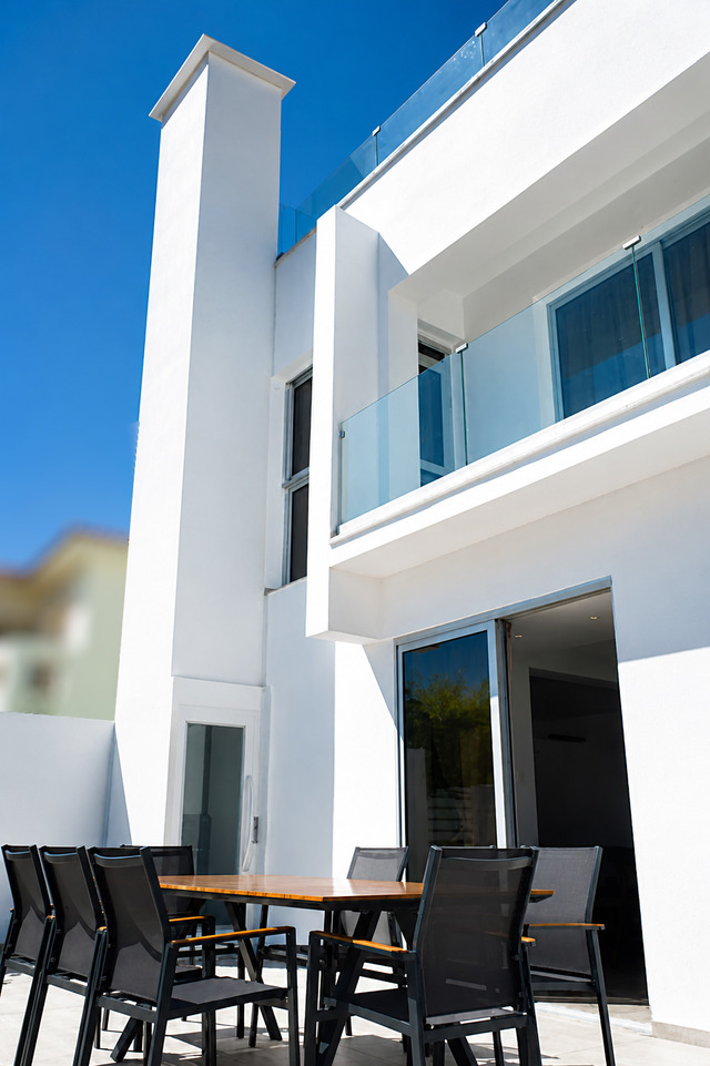 detachedHouse-chatgpt-image-may-13-2026-10-17-52-am-copy.png