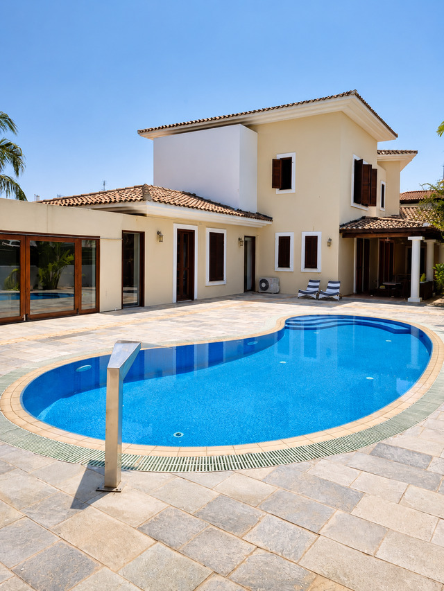 Spacious Family Home in Prestigious Engomi – photo 1