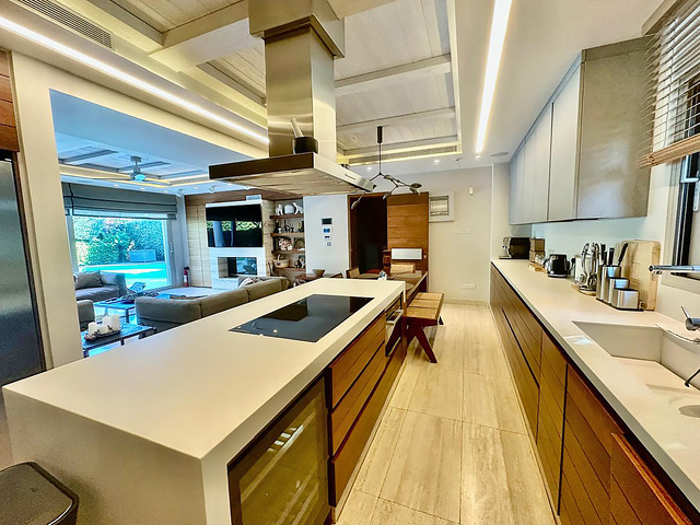 detachedHouse-181-copy.jpg