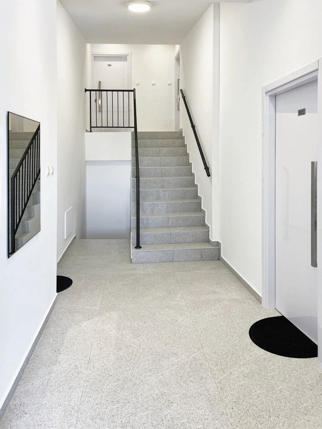 Modern Boutique Building in Key Location – photo 2