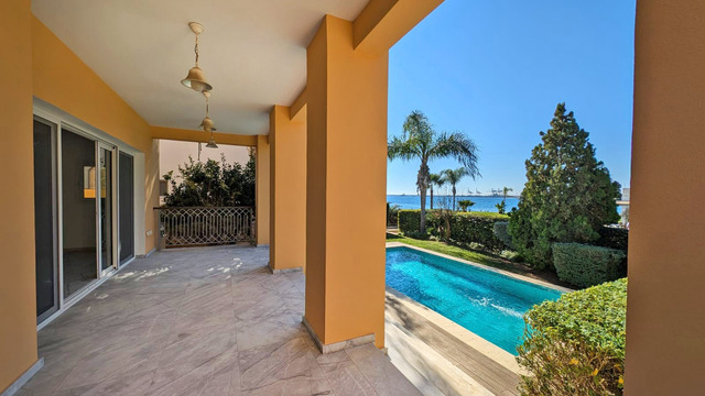 detachedHouse-6137-detached-villa-for-sale-in-limassol-marina-orig-copy.jpeg