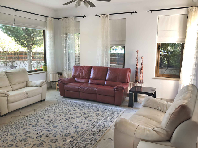 detachedHouse-11077-copy-copy.jpg
