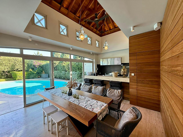 detachedHouse-10-copy.jpg