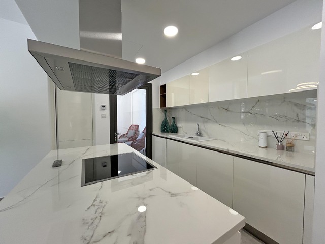 apartment-image00004-copy.jpg