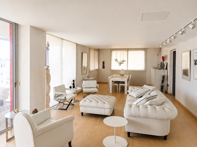 One of a Kind Urban Retreat – photo 2