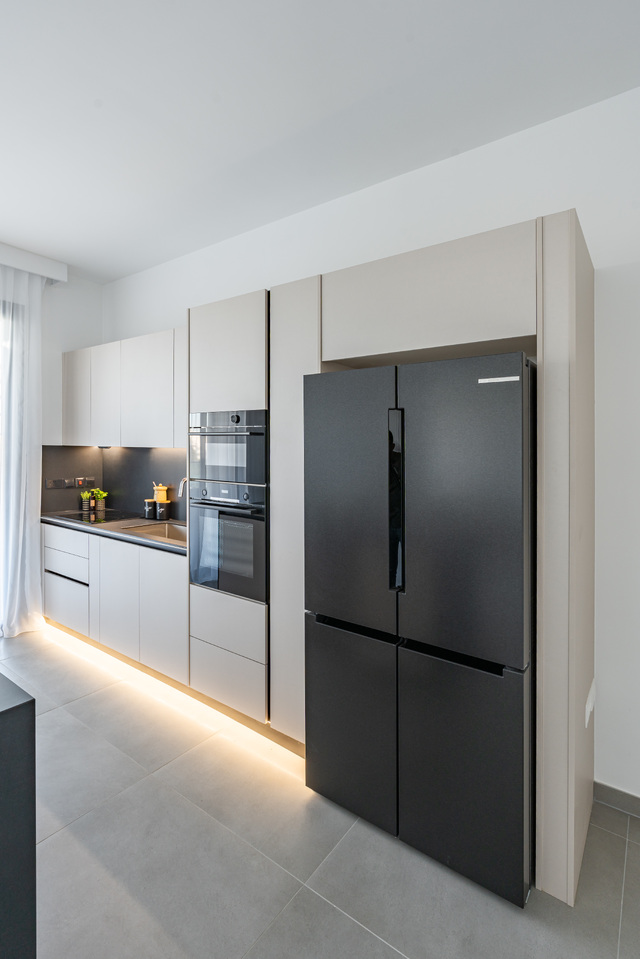 penthouse-kitchen2.jpg