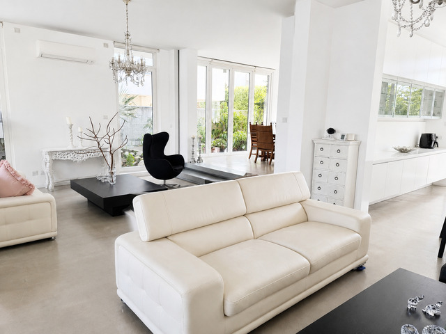 detachedHouse-chatgpt-image-jun-19-2026-12-00-35-pm.png