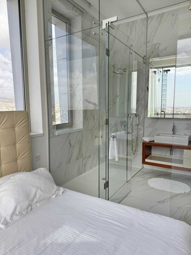 penthouse-whatsapp-image-2025-01-09-at-172255-2-copy.jpeg