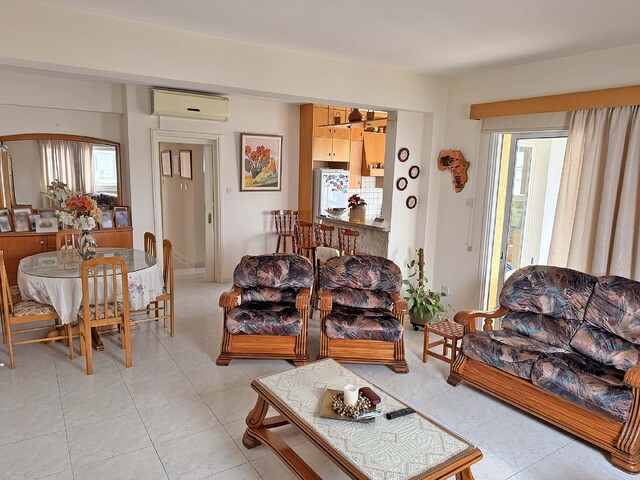penthouse-img-5670-copy.jpg
