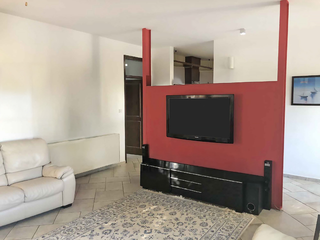 detachedHouse-11075-copy-copy.jpg