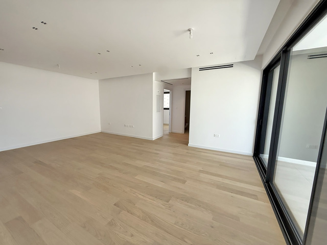apartment-img-4552-large-copy.jpg