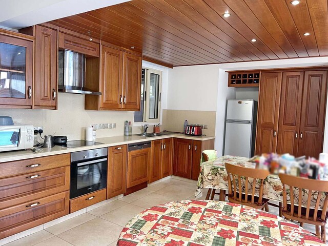 detachedHouse-viber-image-2023-11-27-13-08-39-082-copy.jpeg