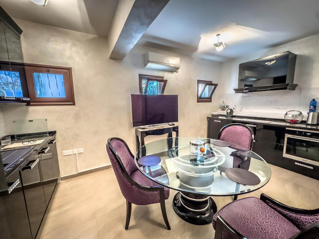Beachside Family Maisonette – photo 6