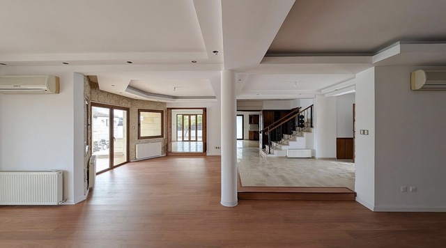 detachedHouse-screenshot-2026-01-29-at-113934-am-large.jpg
