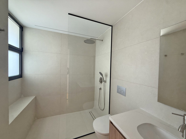 apartment-img-4556-large-copy.jpg