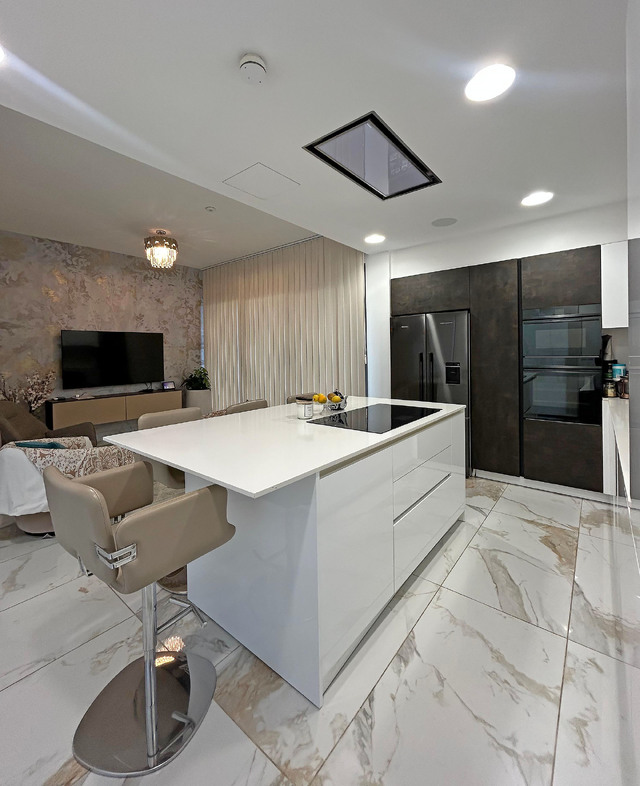 detachedHouse-a708f7b9-9afa-4107-97a4-ed3873b4bcd1-copy.jpg
