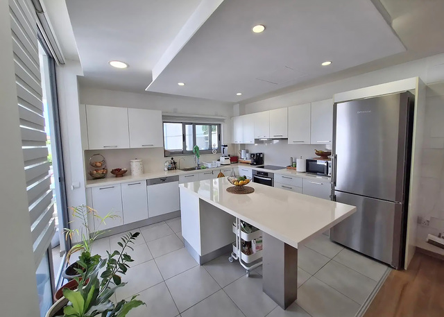 apartment-5b187f45aa260a8f2c592e629e267498-copy.jpeg