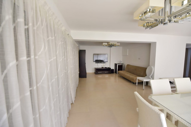 Exclusive Poolside Family Villa – photo 6