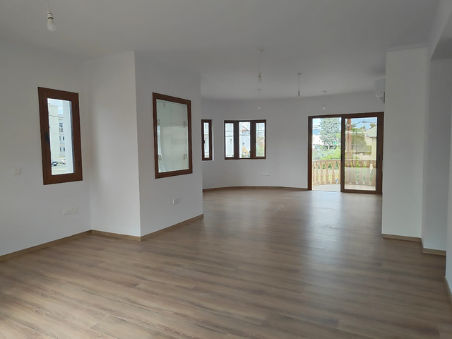 detachedHouse-376e9ce7-0e51-4624-9bb8-4622ec5fb97e-copy.jpeg