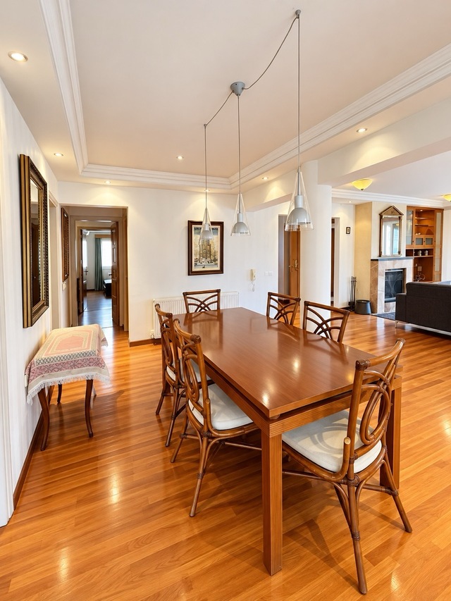 Exclusive Whole Floor Penthouse – photo 3