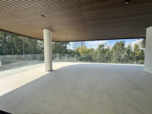 A Full Floor Masterpiece – photo 3