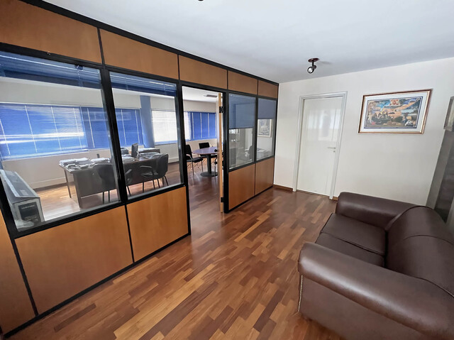 realEstateForBusiness-image00016-copy.jpg