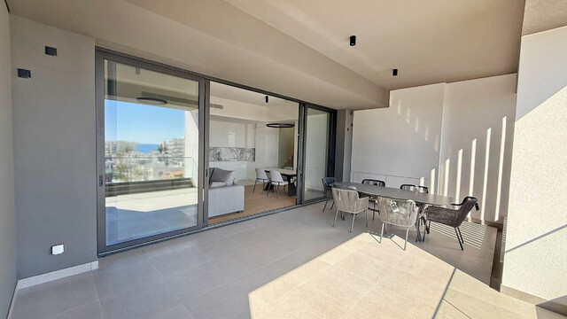 Stunning Penthouse by the Sea – photo 1