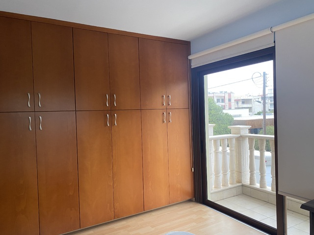 apartment-b201-bedroom-2.jpg