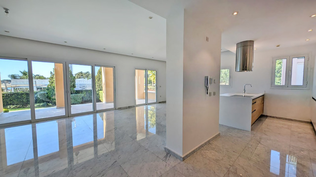 detachedHouse-6134-detached-villa-for-sale-in-limassol-marina-orig-copy.jpeg
