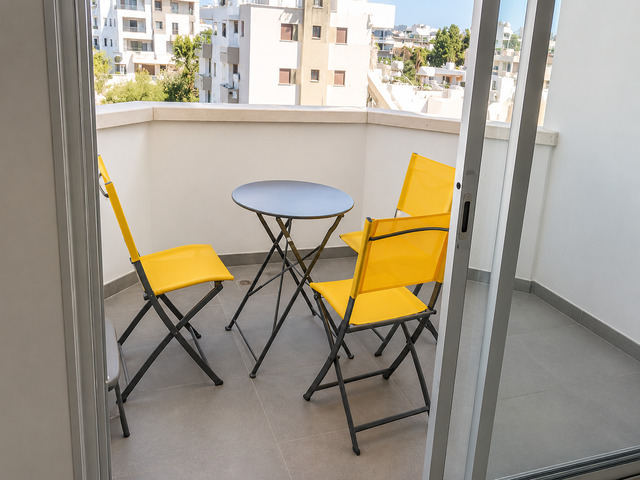 Contemporary City Living – photo 8